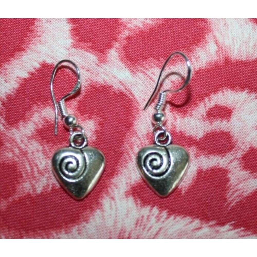 Girl's Silver Earrings Heart Dangle Earrings Fashion Women